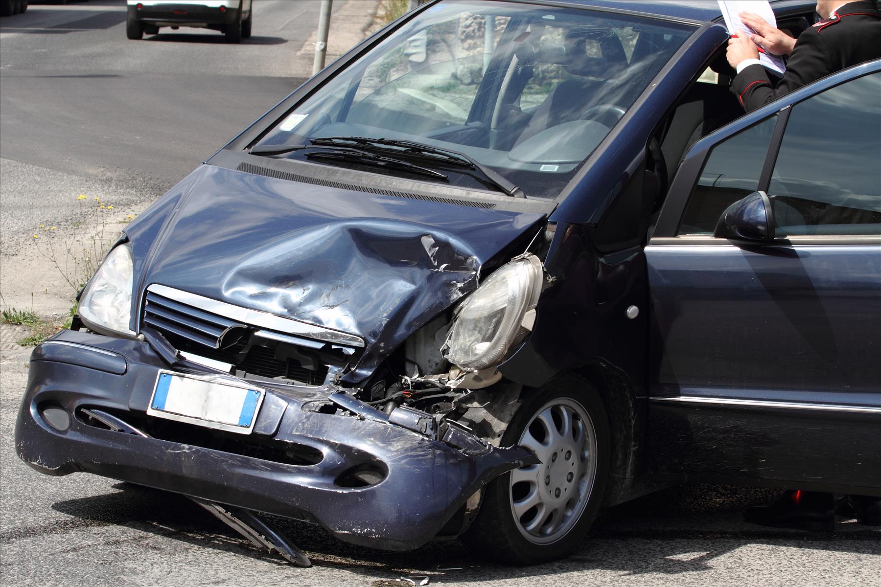 Hiring a Car Injury Lawyer after a Crash Occurs in a Major City