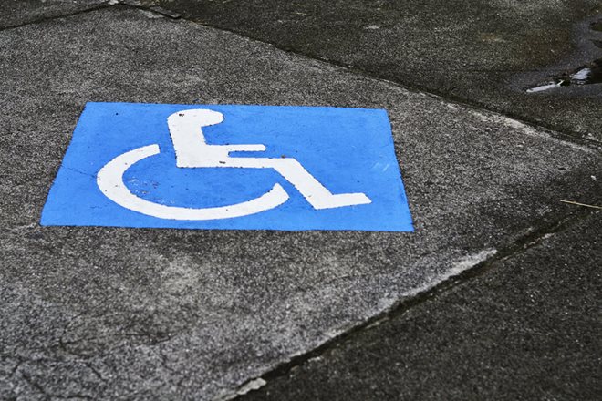 Lawyer Can Advocate for Quadriplegic Car Accident Victim OAI2GK0